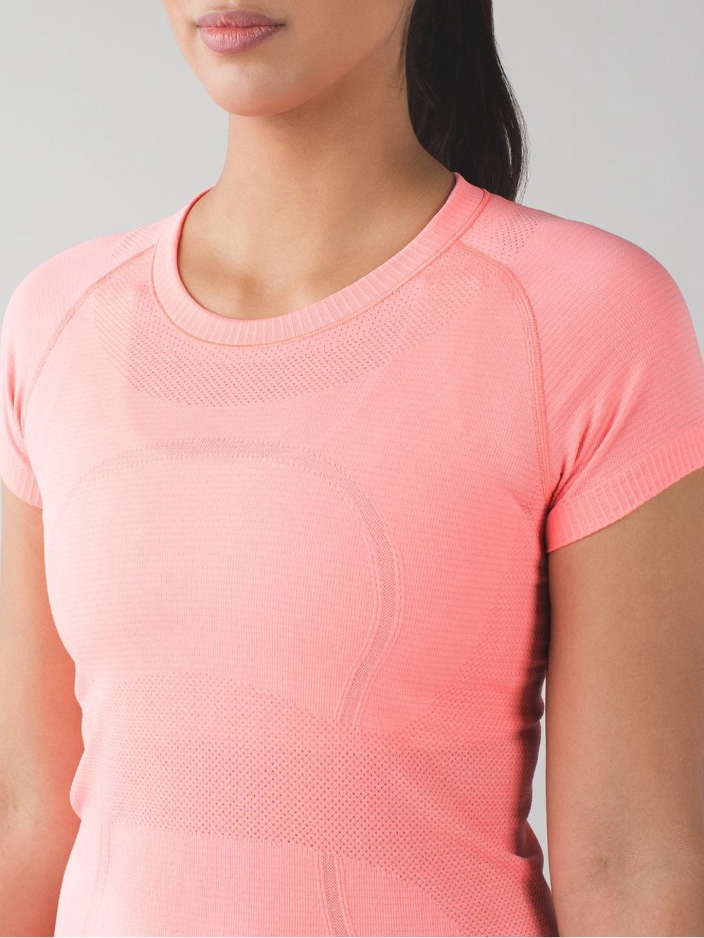 Lululemon Swiftly Tech Short Sleeve Crew size 6 - Picture 3 of 8
